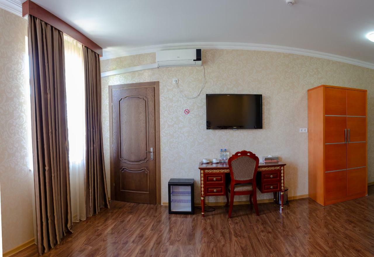 Dormitory Hualing Тбилиси Экстерьер фото