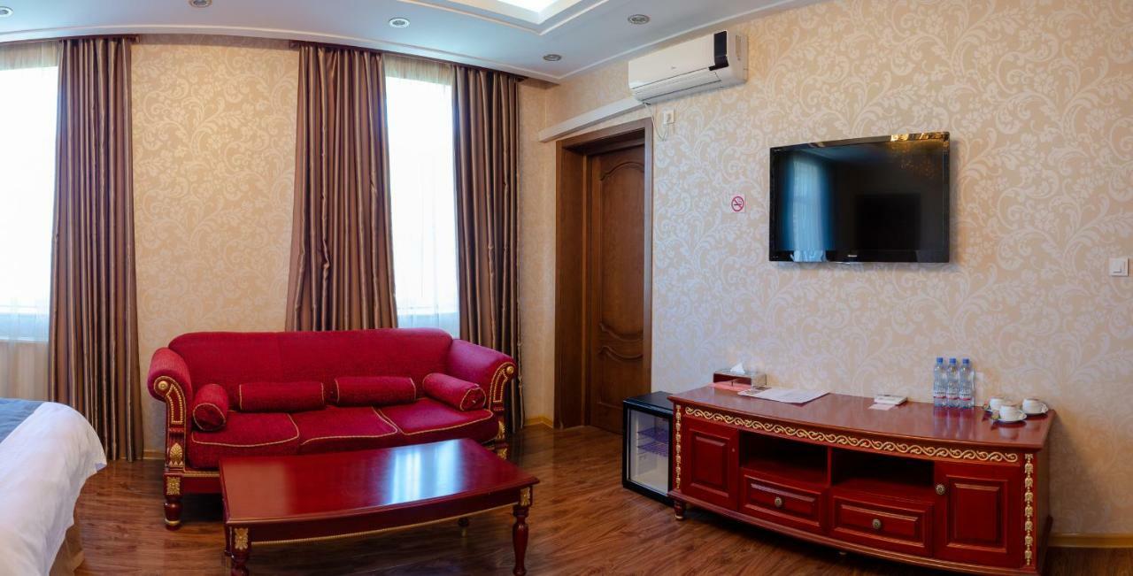 Dormitory Hualing Тбилиси Экстерьер фото