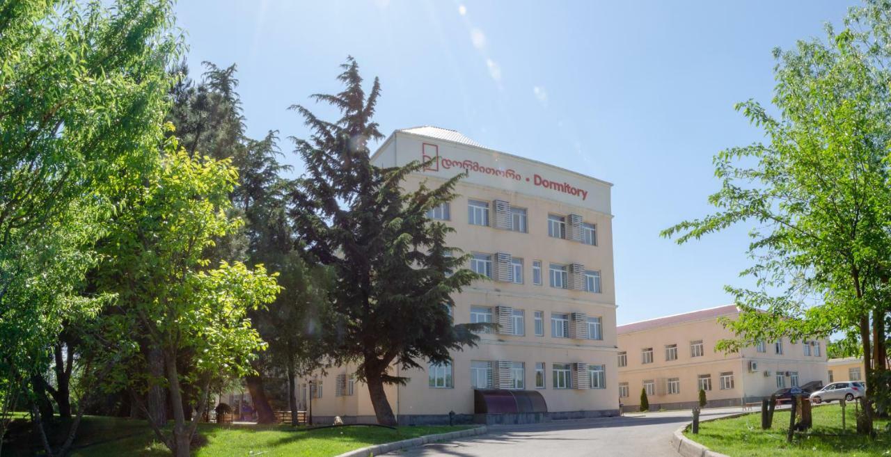 Dormitory Hualing Тбилиси Экстерьер фото